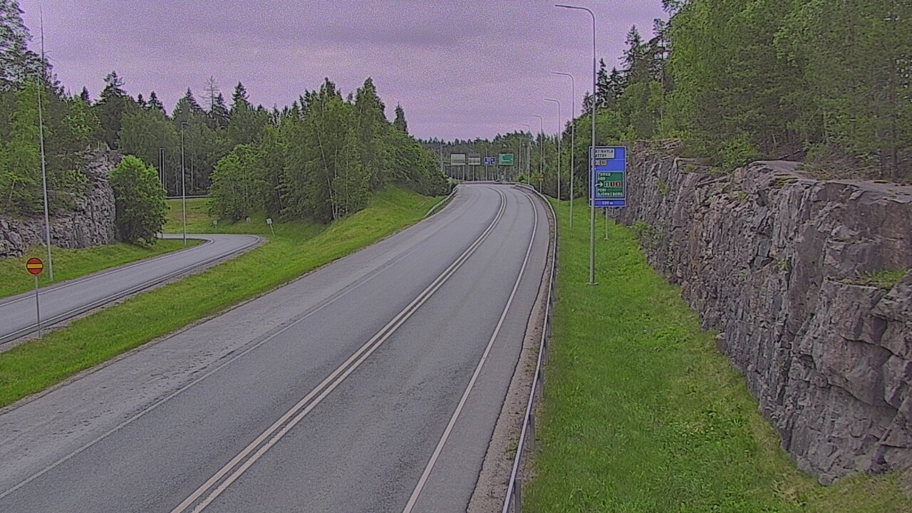 Kelikamerat Kuva Tie 102 Hiidenkallion tunneli, suuaukko etelä, Espoo, Uusimaa