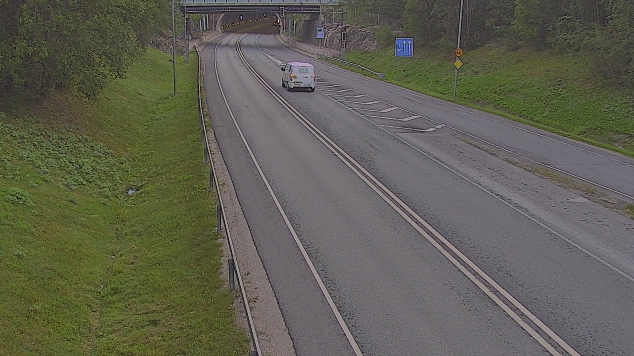 Kelikamerat Kuva Tie 102 Hiidenkallion tunneli, suuaukko etelä, Espoo, Uusimaa