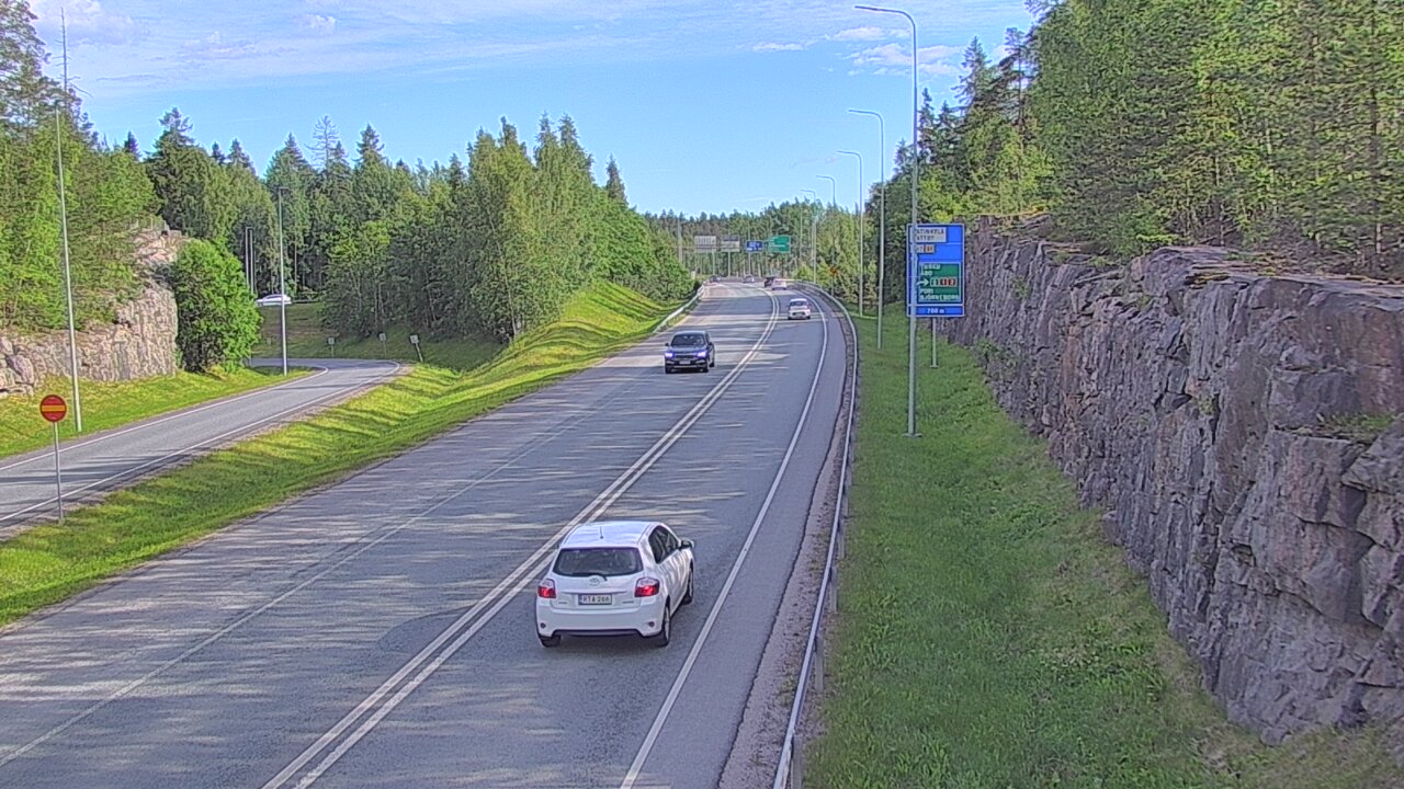 Kelikamerat Kuva Tie 102 Hiidenkallion tunneli, suuaukko etelä, Espoo, Uusimaa