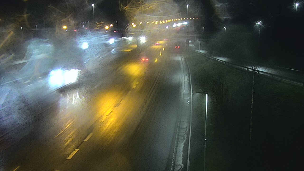 Weather Camera Image Road 102 Espoo, Sepänkylä, Espoo, Uusimaa