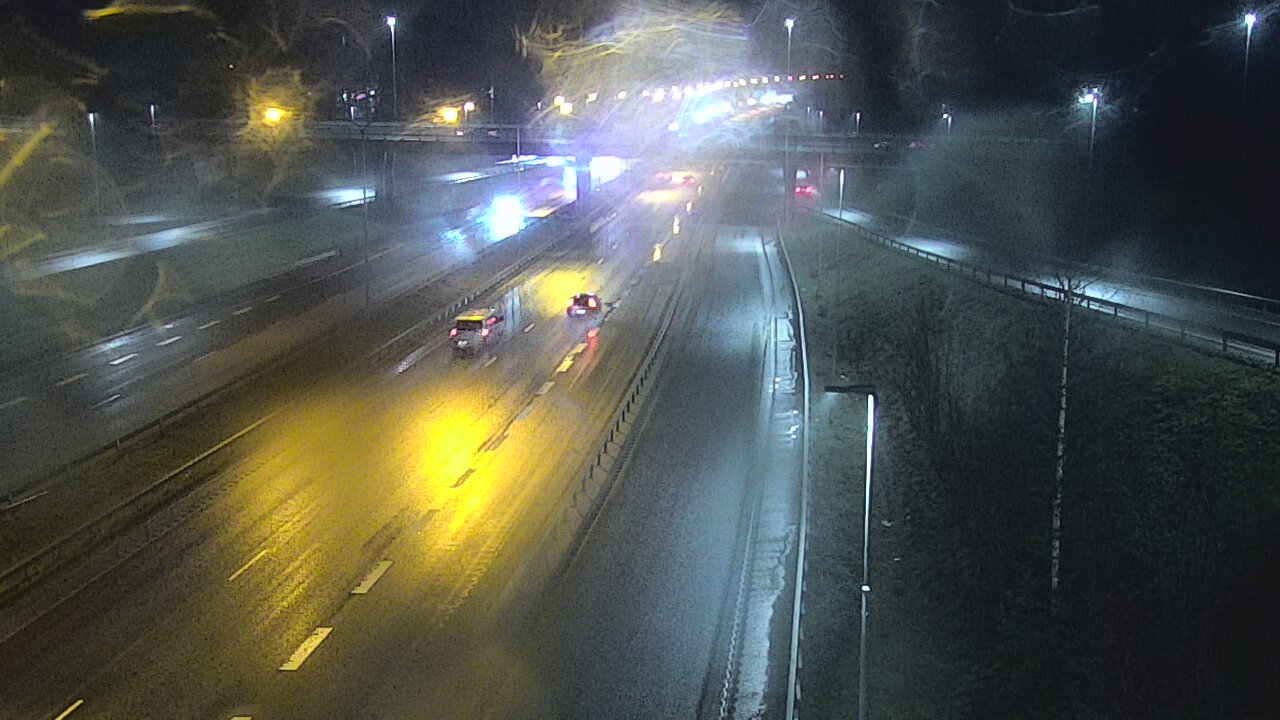 Weather Camera Image Road 102 Espoo, Sepänkylä, Espoo, Uusimaa