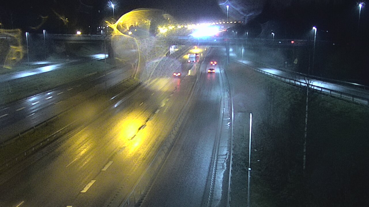 Weather Camera Image Road 102 Espoo, Sepänkylä, Espoo, Uusimaa