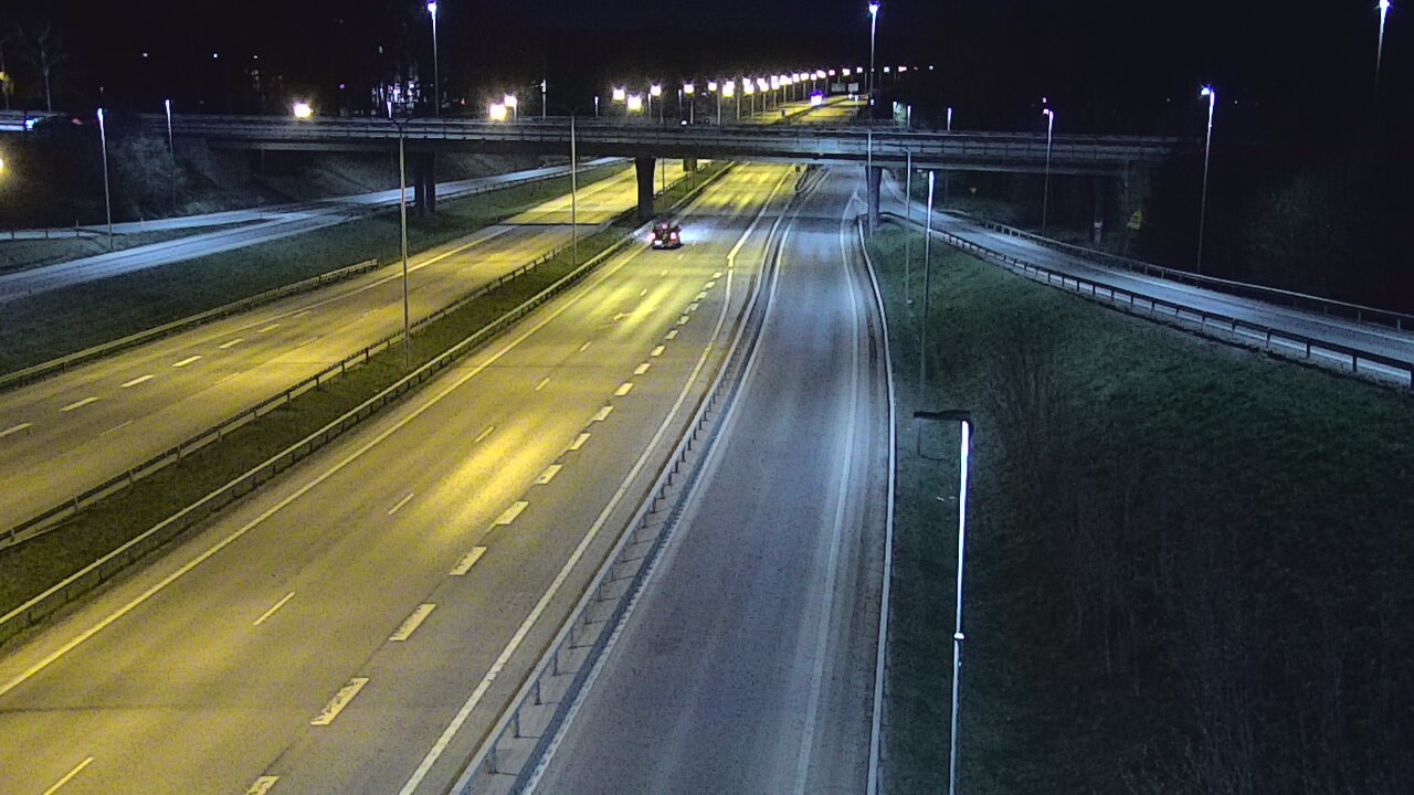Weather Camera Image Väg 102 Esbo, Smedsby, Espoo, Uusimaa
