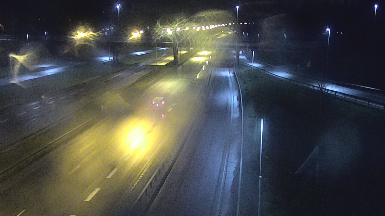 Weather Camera Image Road 102 Espoo, Sepänkylä, Espoo, Uusimaa