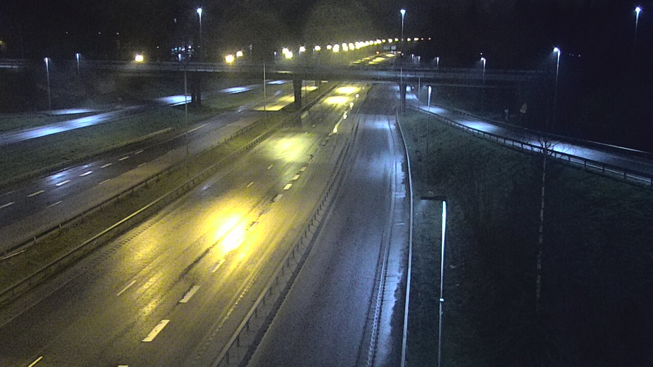 Weather Camera Image Road 102 Espoo, Sepänkylä, Espoo, Uusimaa