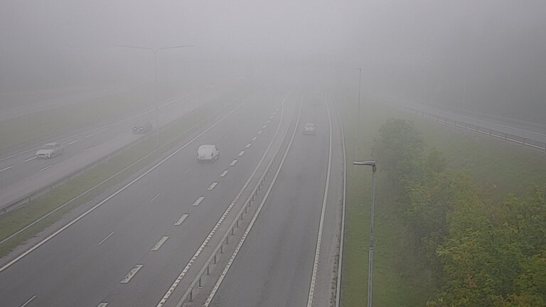 Weather Camera Image Road 102 Espoo, Sepänkylä, Espoo, Uusimaa