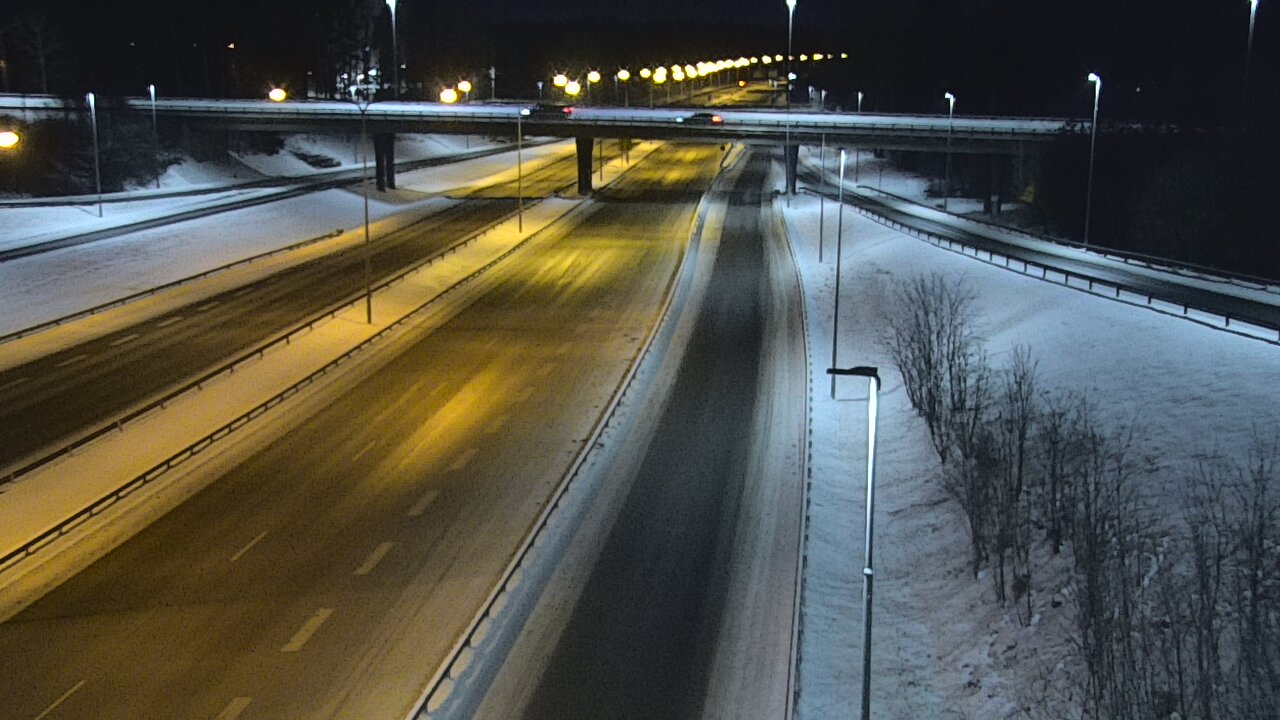 Weather Camera Image Väg 102 Esbo, Smedsby, Espoo, Uusimaa