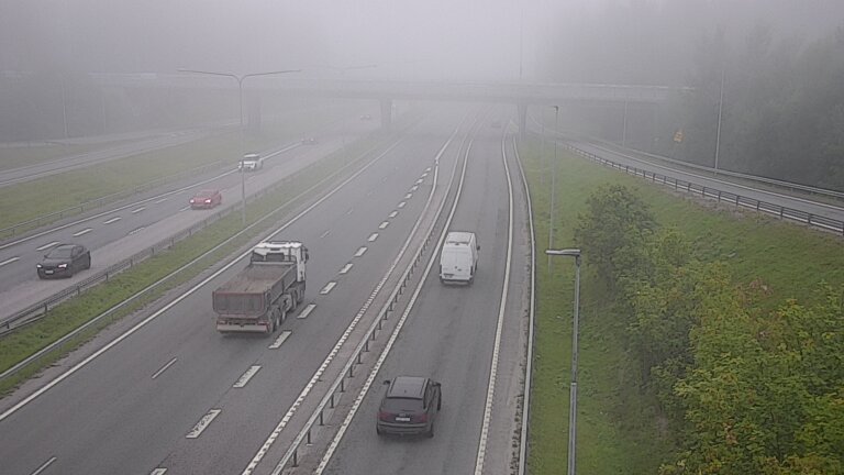 Weather Camera Image Road 102 Espoo, Sepänkylä, Espoo, Uusimaa