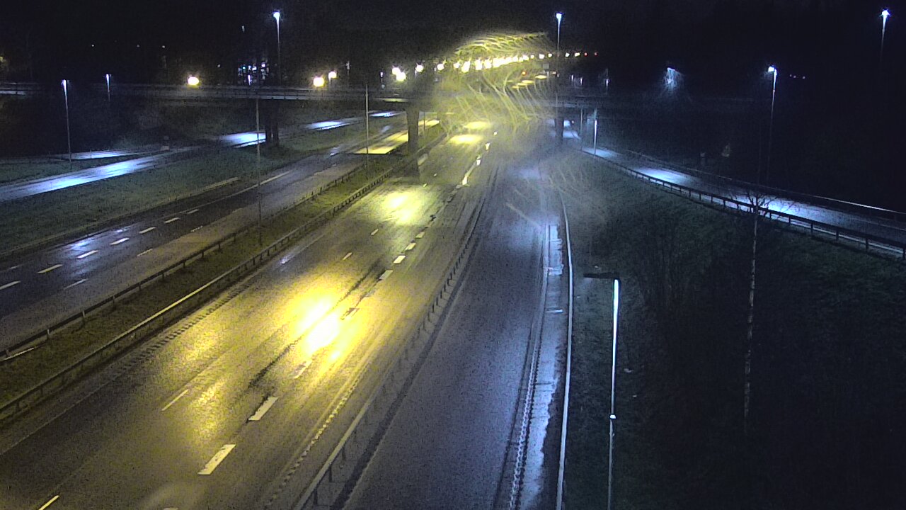 Weather Camera Image Road 102 Espoo, Sepänkylä, Espoo, Uusimaa