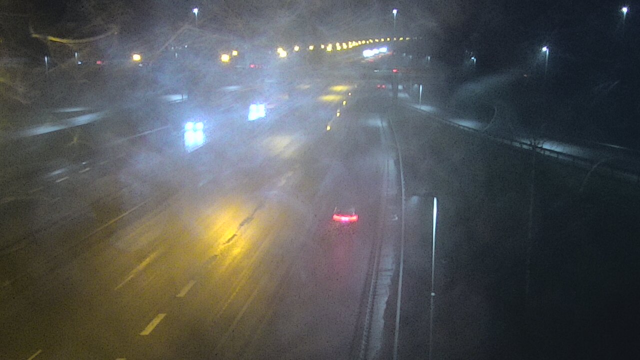 Weather Camera Image Road 102 Espoo, Sepänkylä, Espoo, Uusimaa