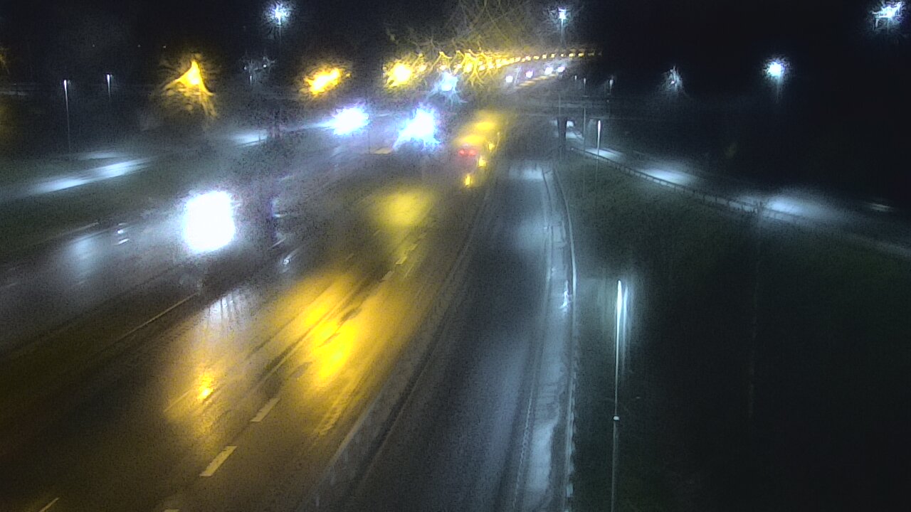 Weather Camera Image Road 102 Espoo, Sepänkylä, Espoo, Uusimaa