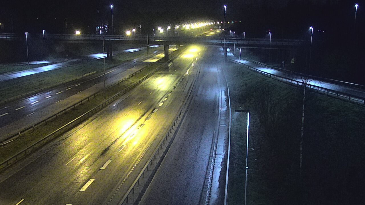 Weather Camera Image Road 102 Espoo, Sepänkylä, Espoo, Uusimaa
