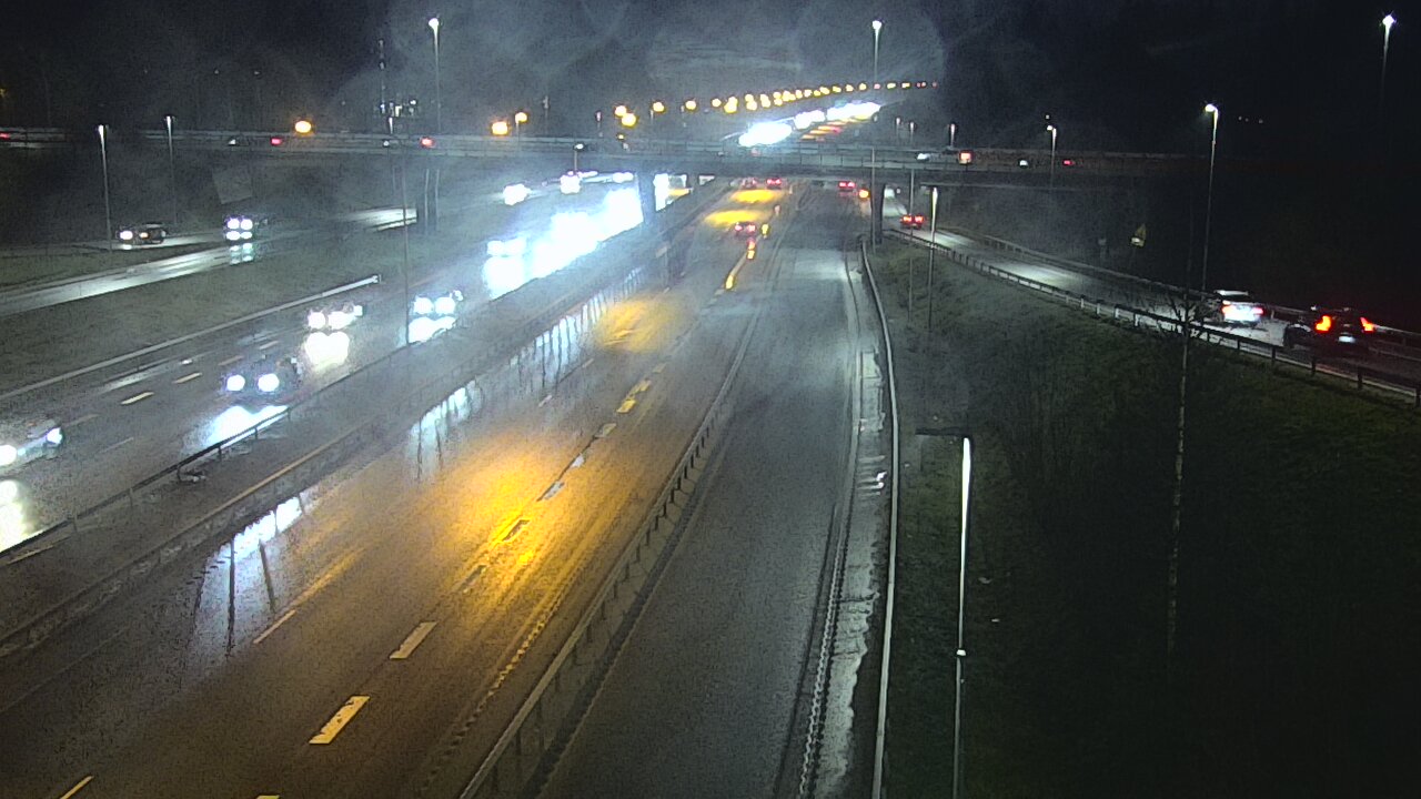 Weather Camera Image Road 102 Espoo, Sepänkylä, Espoo, Uusimaa