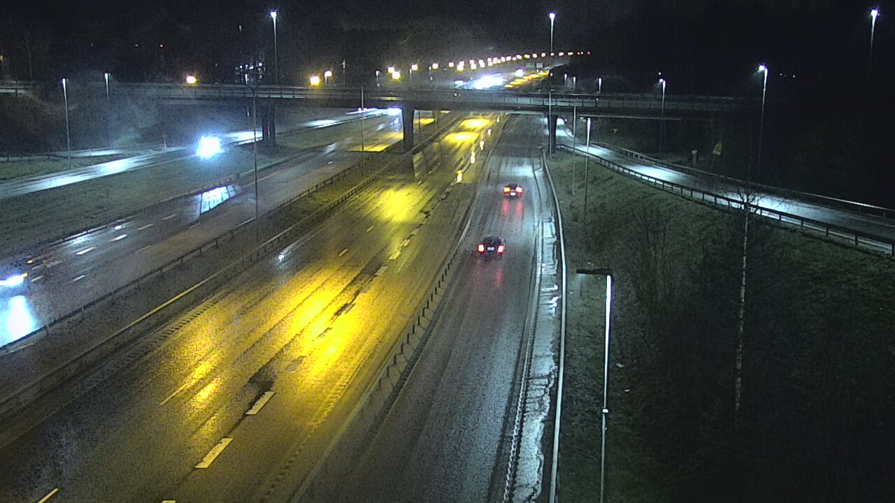 Weather Camera Image Road 102 Espoo, Sepänkylä, Espoo, Uusimaa