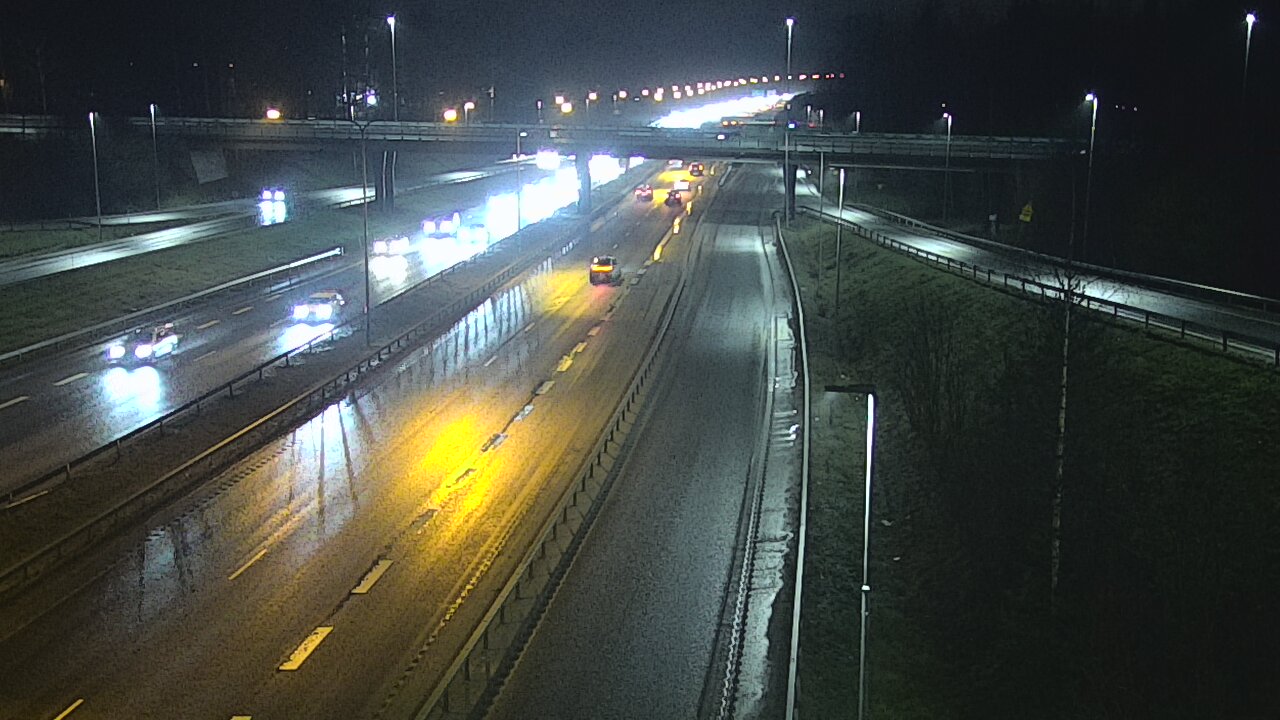 Weather Camera Image Road 102 Espoo, Sepänkylä, Espoo, Uusimaa