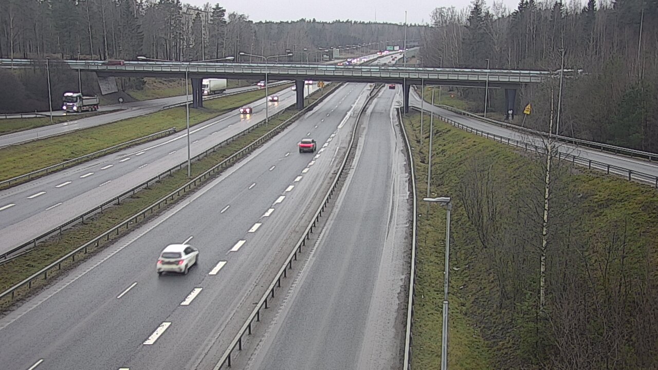 Weather Camera Image Väg 102 Esbo, Smedsby, Espoo, Uusimaa