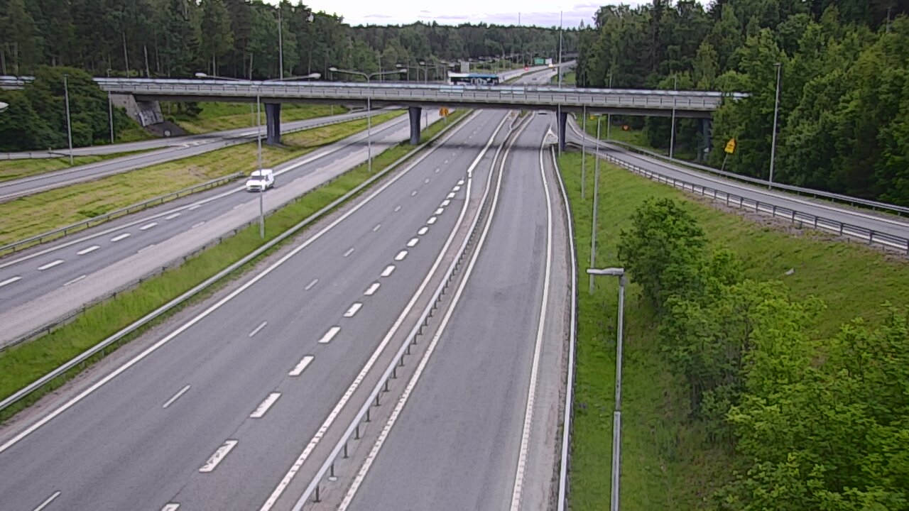 Weather Camera Image Väg 102 Esbo, Smedsby, Espoo, Uusimaa