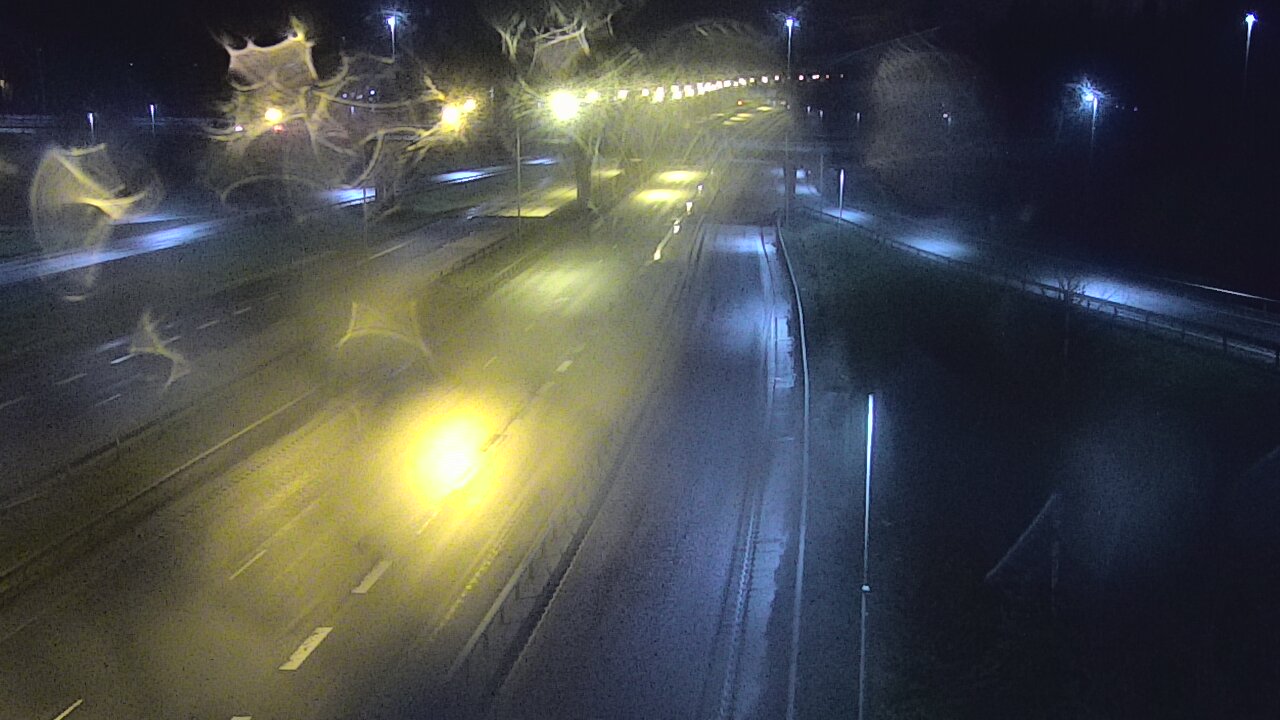 Weather Camera Image Road 102 Espoo, Sepänkylä, Espoo, Uusimaa