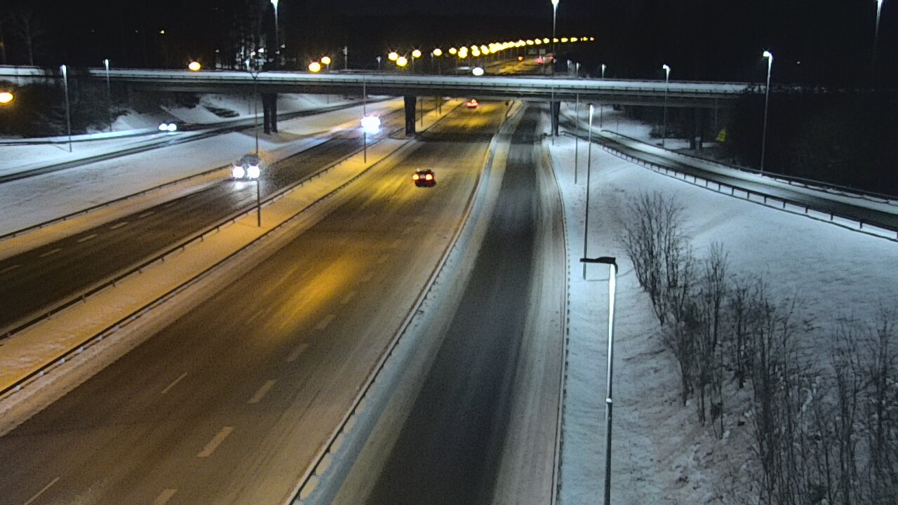 Weather Camera Image Väg 102 Esbo, Smedsby, Espoo, Uusimaa