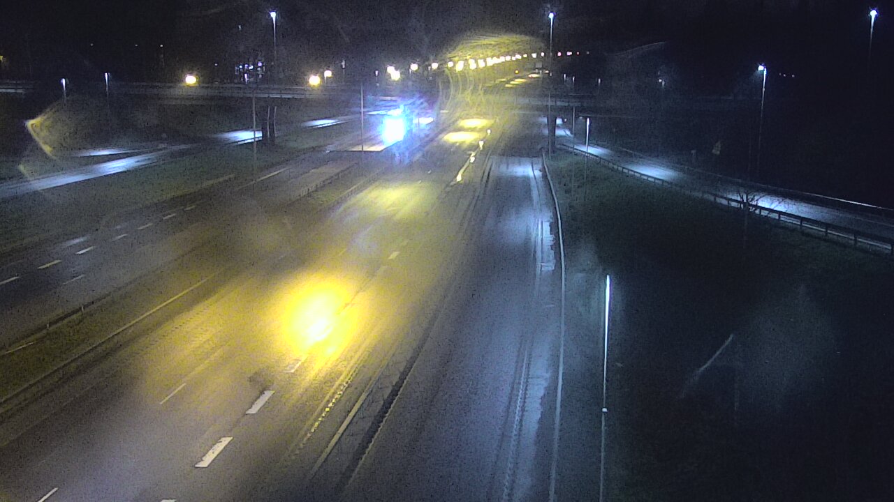 Weather Camera Image Road 102 Espoo, Sepänkylä, Espoo, Uusimaa