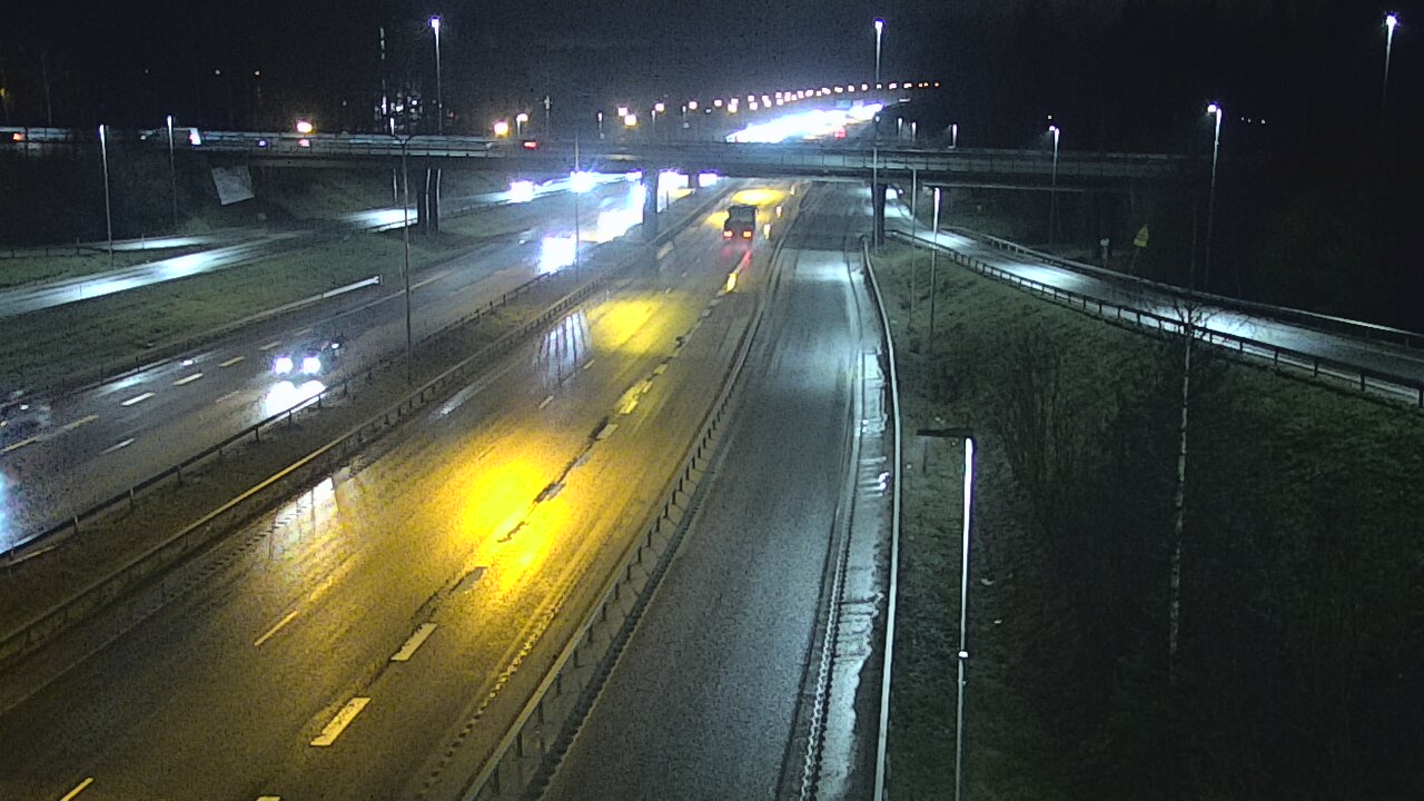 Weather Camera Image Road 102 Espoo, Sepänkylä, Espoo, Uusimaa