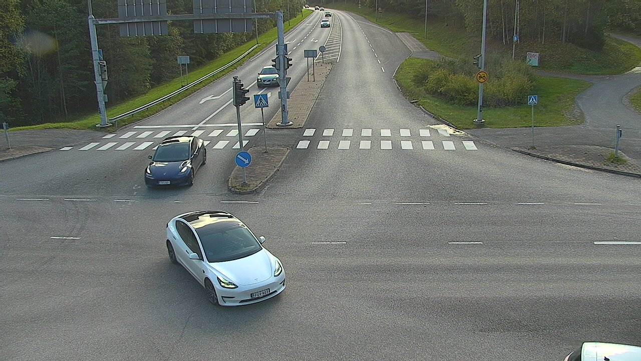 Weather Camera Image Tie 102 Espoo, Turuntie st110, Espoo, Uusimaa