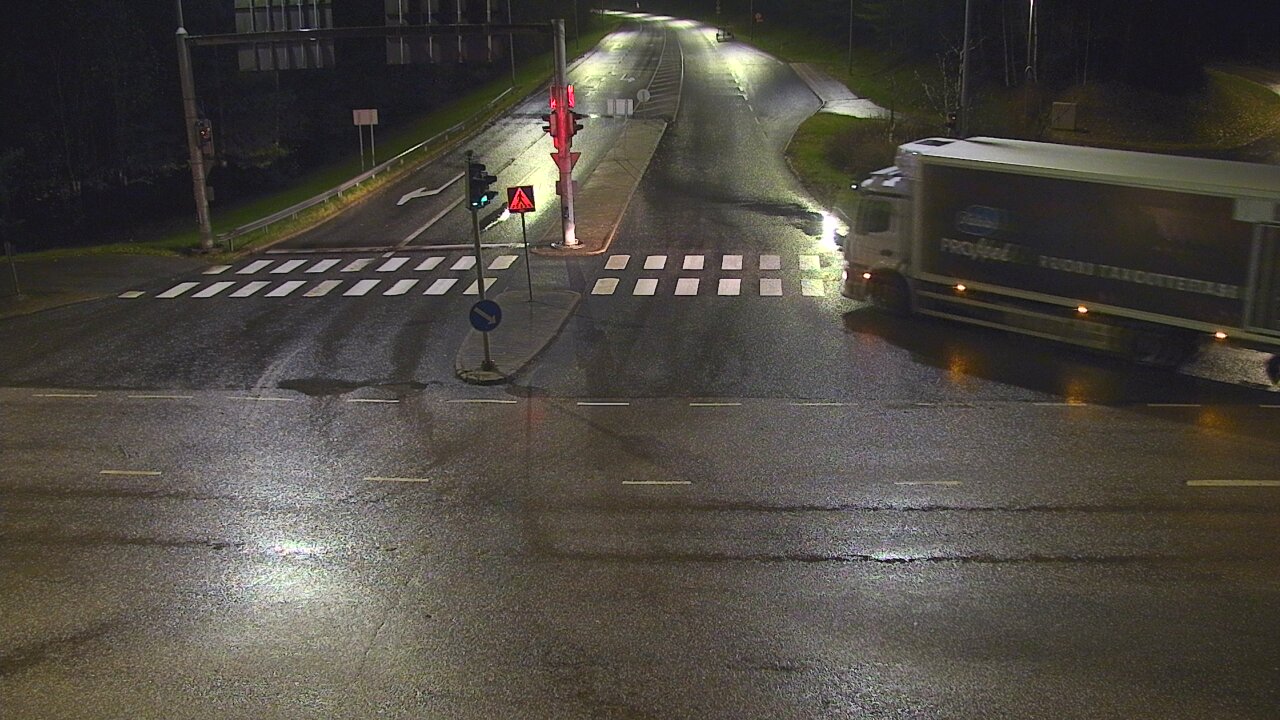 Weather Camera Image Tie 102 Espoo, Turuntie st110, Espoo, Uusimaa