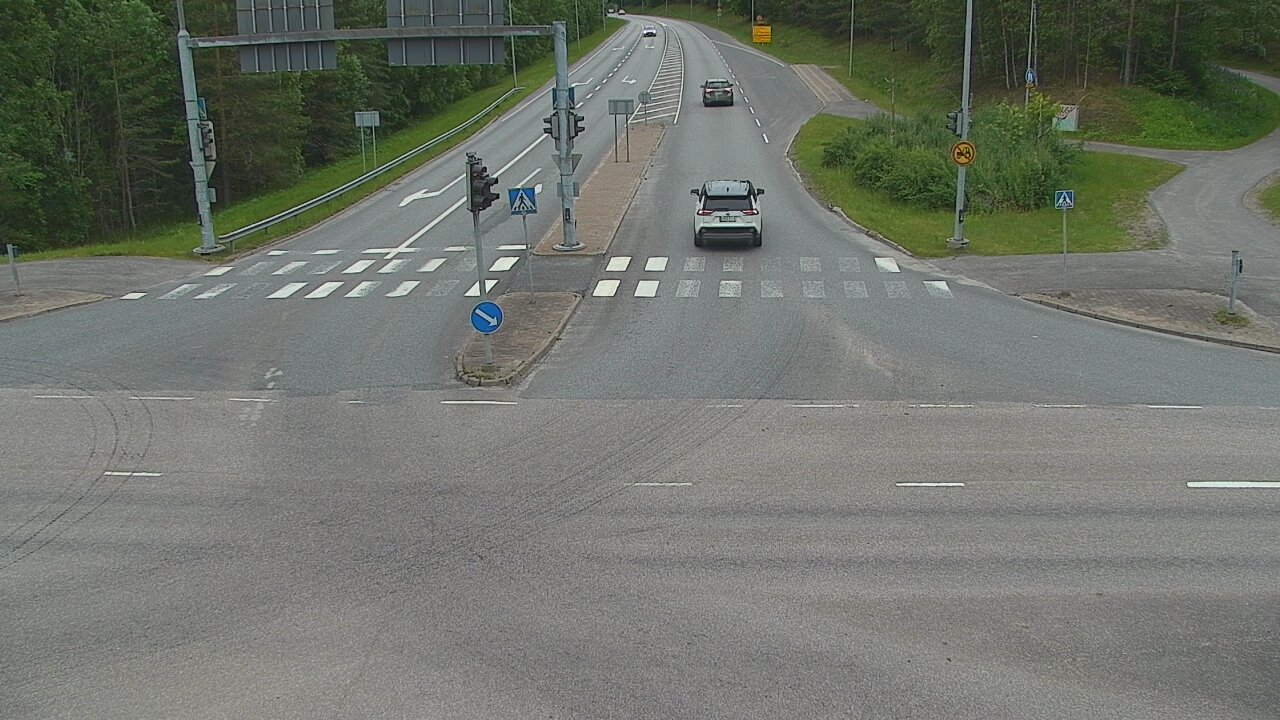 Weather Camera Image Tie 102 Espoo, Turuntie st110, Espoo, Uusimaa