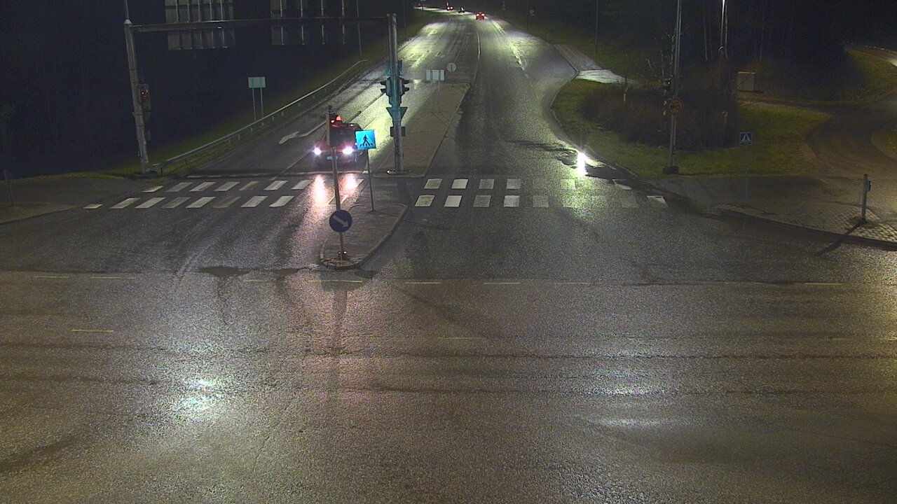 Weather Camera Image Tie 102 Espoo, Turuntie st110, Espoo, Uusimaa