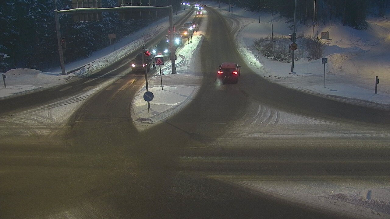 Weather Camera Image Tie 102 Espoo, Turuntie st110, Espoo, Uusimaa