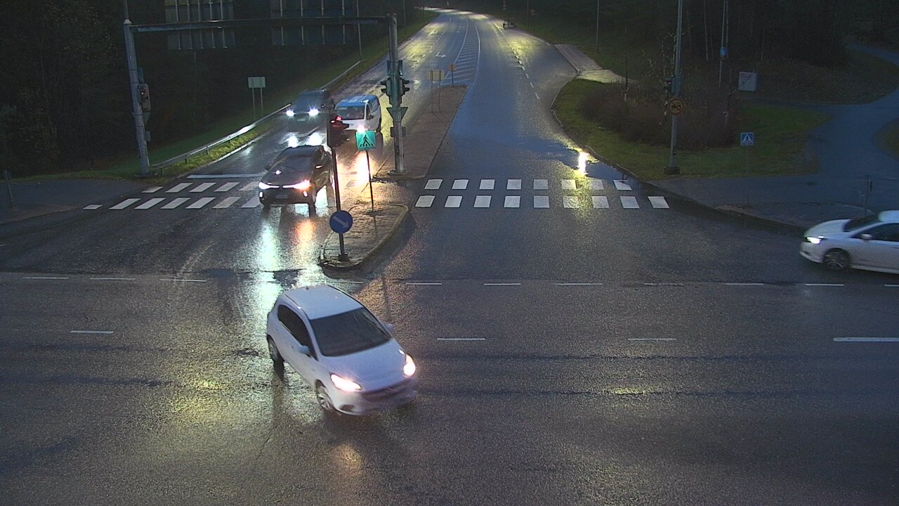 Weather Camera Image Tie 102 Espoo, Turuntie st110, Espoo, Uusimaa