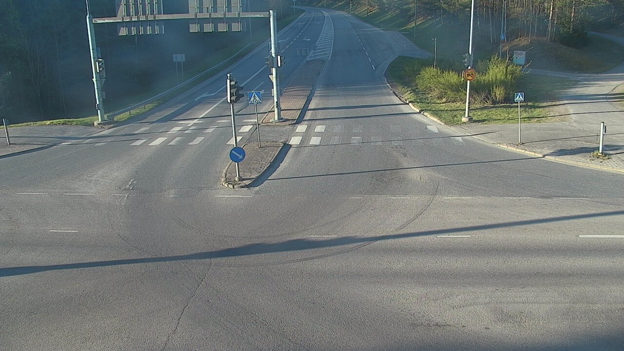 Weather Camera Image Tie 102 Espoo, Turuntie st110, Espoo, Uusimaa