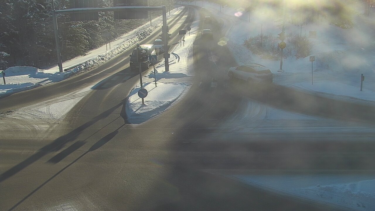 Weather Camera Image Tie 102 Espoo, Turuntie st110, Espoo, Uusimaa