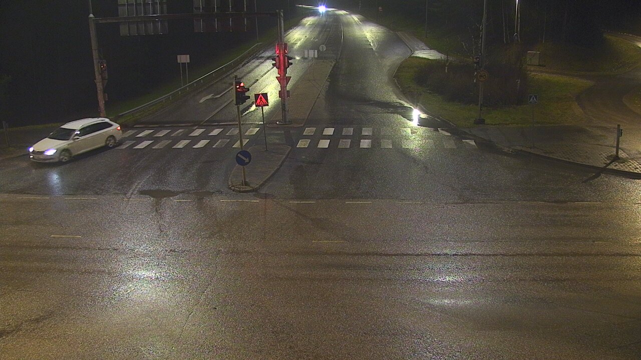 Weather Camera Image Tie 102 Espoo, Turuntie st110, Espoo, Uusimaa