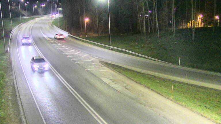 Weather Camera Image Road 102 Espoo, Klovi, Espoo, Uusimaa