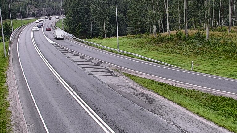 Weather Camera Image Road 102 Espoo, Klovi, Espoo, Uusimaa