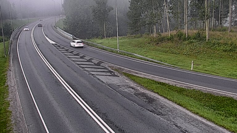 Weather Camera Image Road 102 Espoo, Klovi, Espoo, Uusimaa