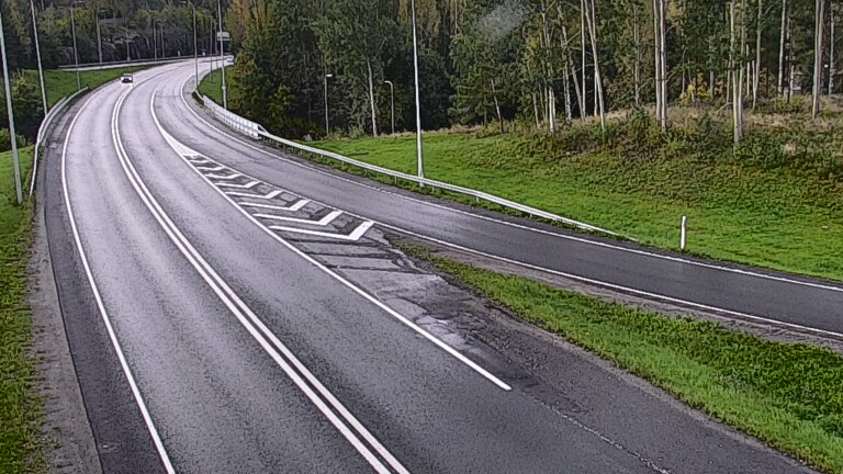 Weather Camera Image Road 102 Espoo, Klovi, Espoo, Uusimaa