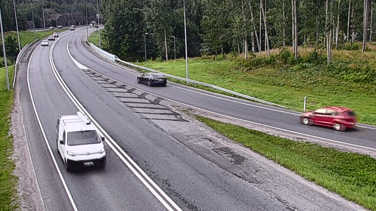 Weather Camera Image Road 102 Espoo, Klovi, Espoo, Uusimaa