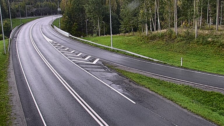 Weather Camera Image Road 102 Espoo, Klovi, Espoo, Uusimaa