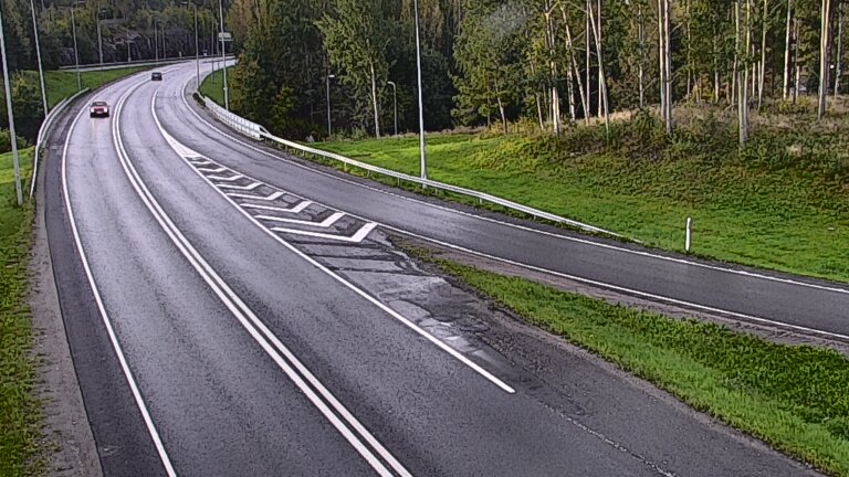 Weather Camera Image Road 102 Espoo, Klovi, Espoo, Uusimaa