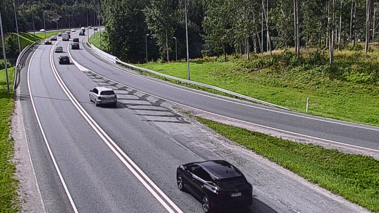 Weather Camera Image Road 102 Espoo, Klovi, Espoo, Uusimaa
