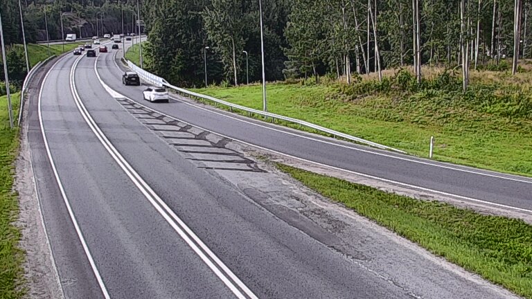 Weather Camera Image Road 102 Espoo, Klovi, Espoo, Uusimaa