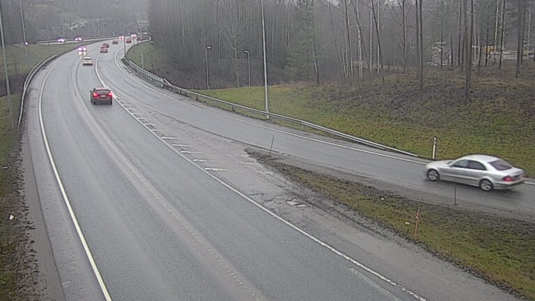 Weather Camera Image Road 102 Espoo, Klovi, Espoo, Uusimaa