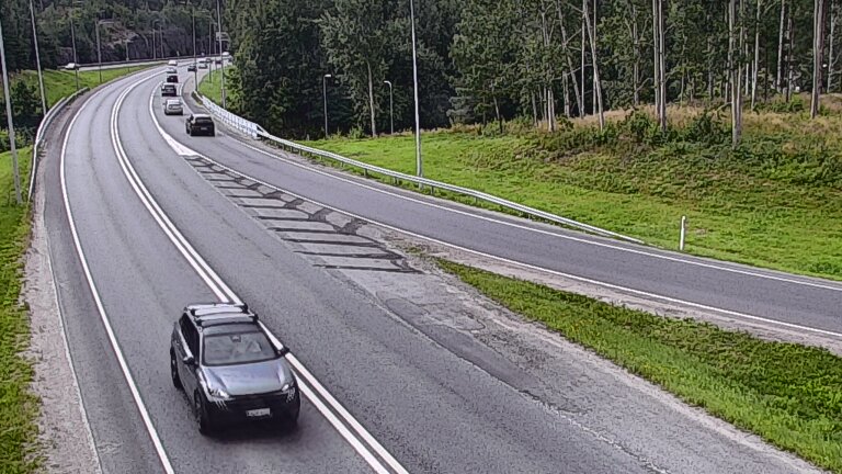 Weather Camera Image Road 102 Espoo, Klovi, Espoo, Uusimaa