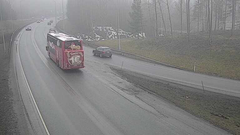 Weather Camera Image Road 102 Espoo, Klovi, Espoo, Uusimaa