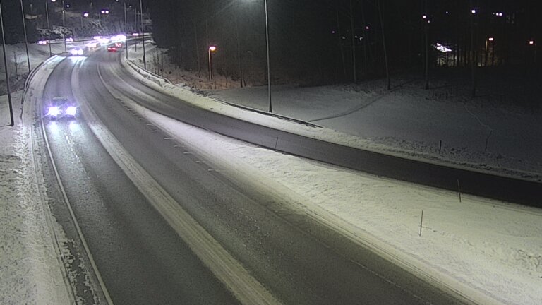 Weather Camera Image Road 102 Espoo, Klovi, Espoo, Uusimaa
