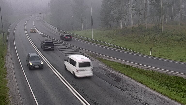 Weather Camera Image Road 102 Espoo, Klovi, Espoo, Uusimaa