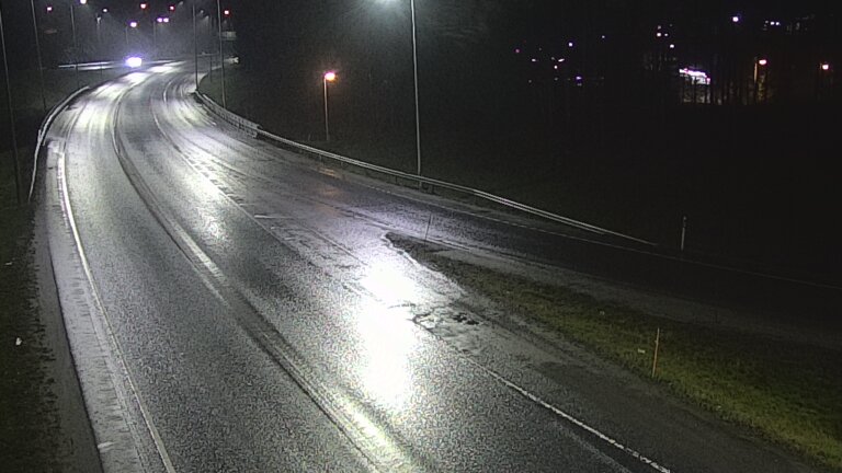 Weather Camera Image Väg 102 Esbo, Klovis, Espoo, Uusimaa