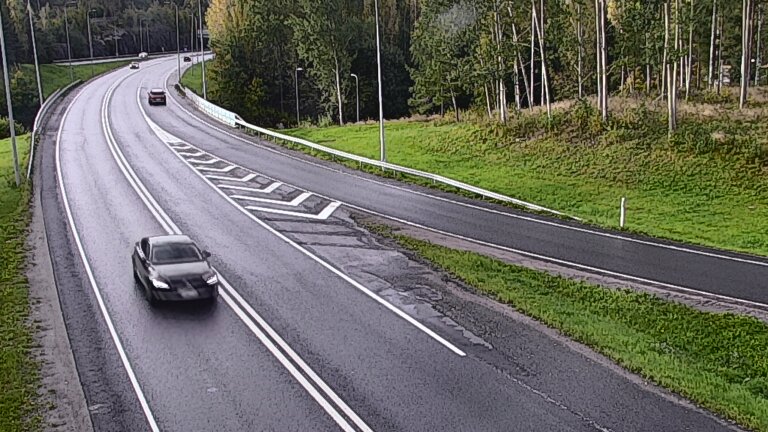 Weather Camera Image Road 102 Espoo, Klovi, Espoo, Uusimaa